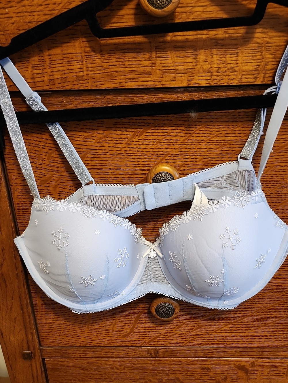 Victoria's Secret Light Blue Snowflake Design Underwire Bra